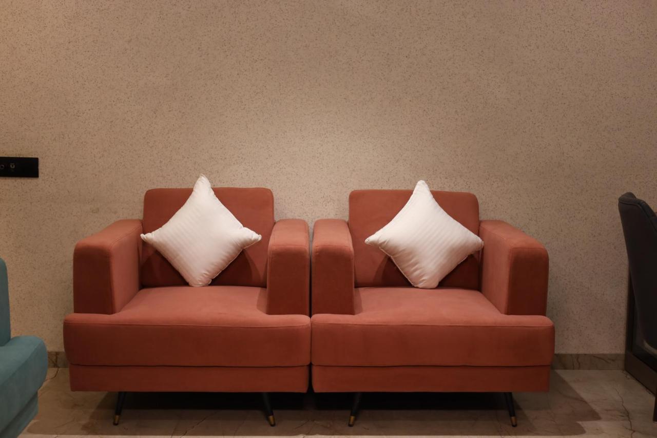Lords Eco Inn Navsari Extérieur photo